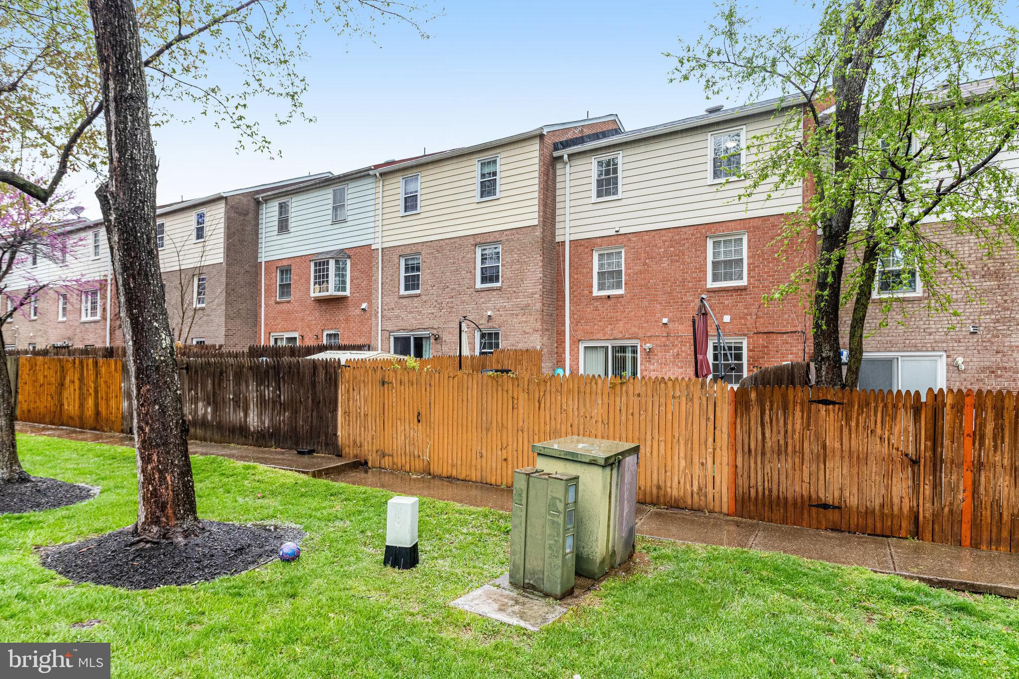 RIVERVIEW OVERLOOK - Residential