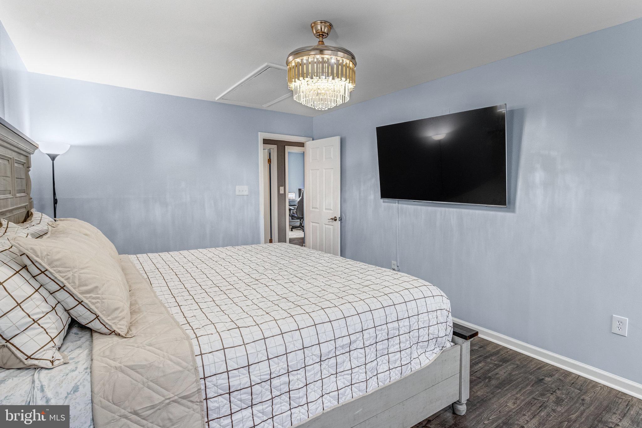 RIVERVIEW OVERLOOK - Residential