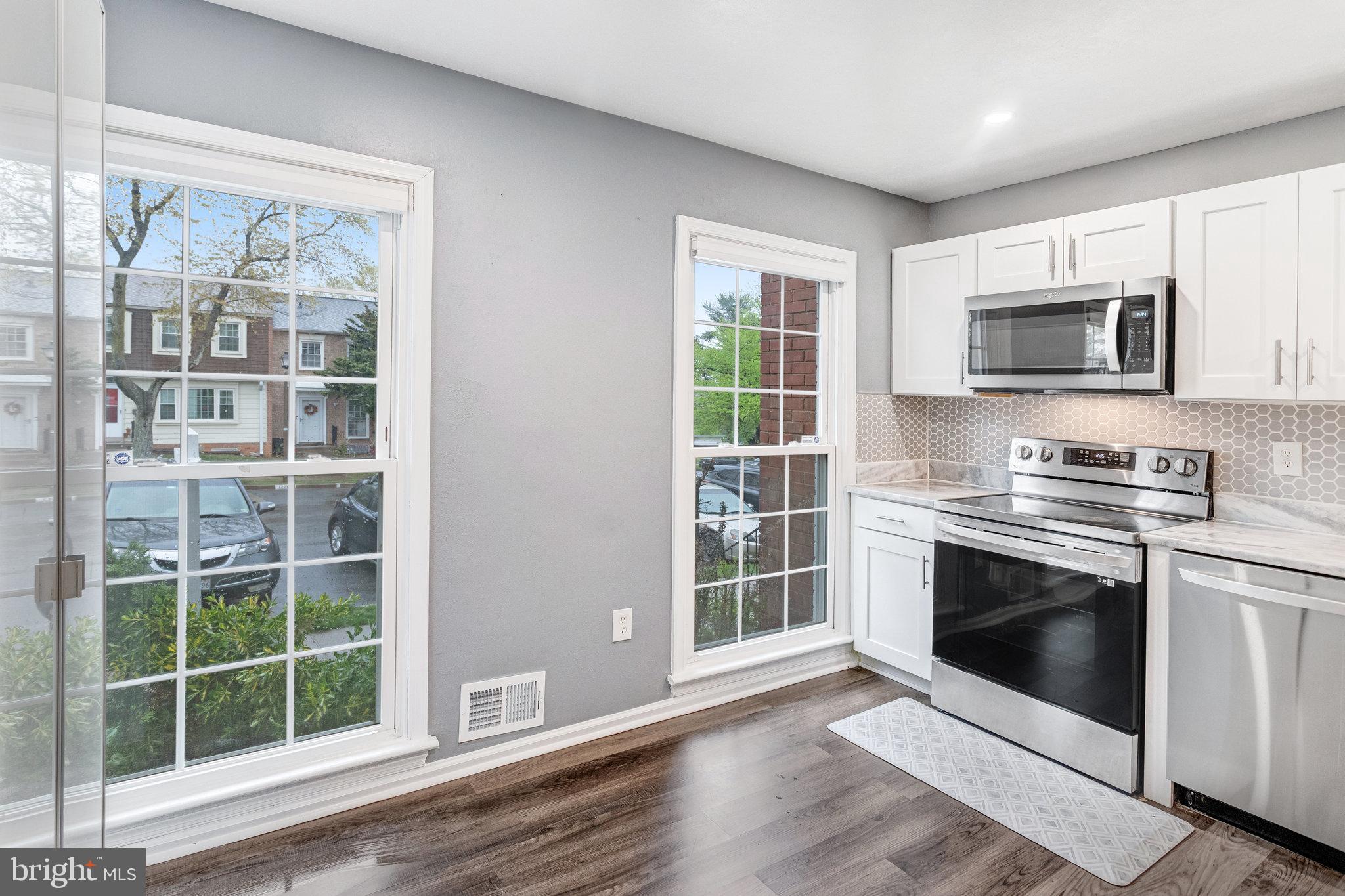 RIVERVIEW OVERLOOK - Residential