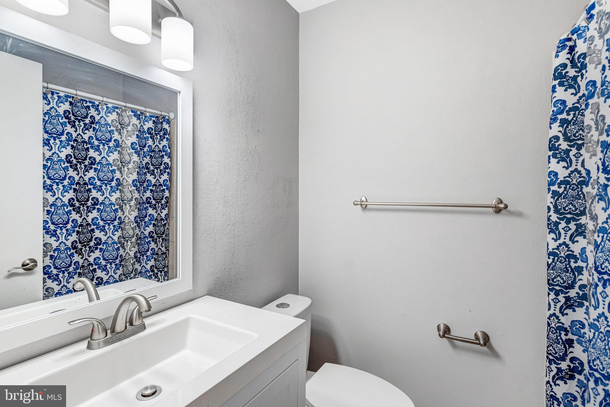 RIVERVIEW OVERLOOK - Residential