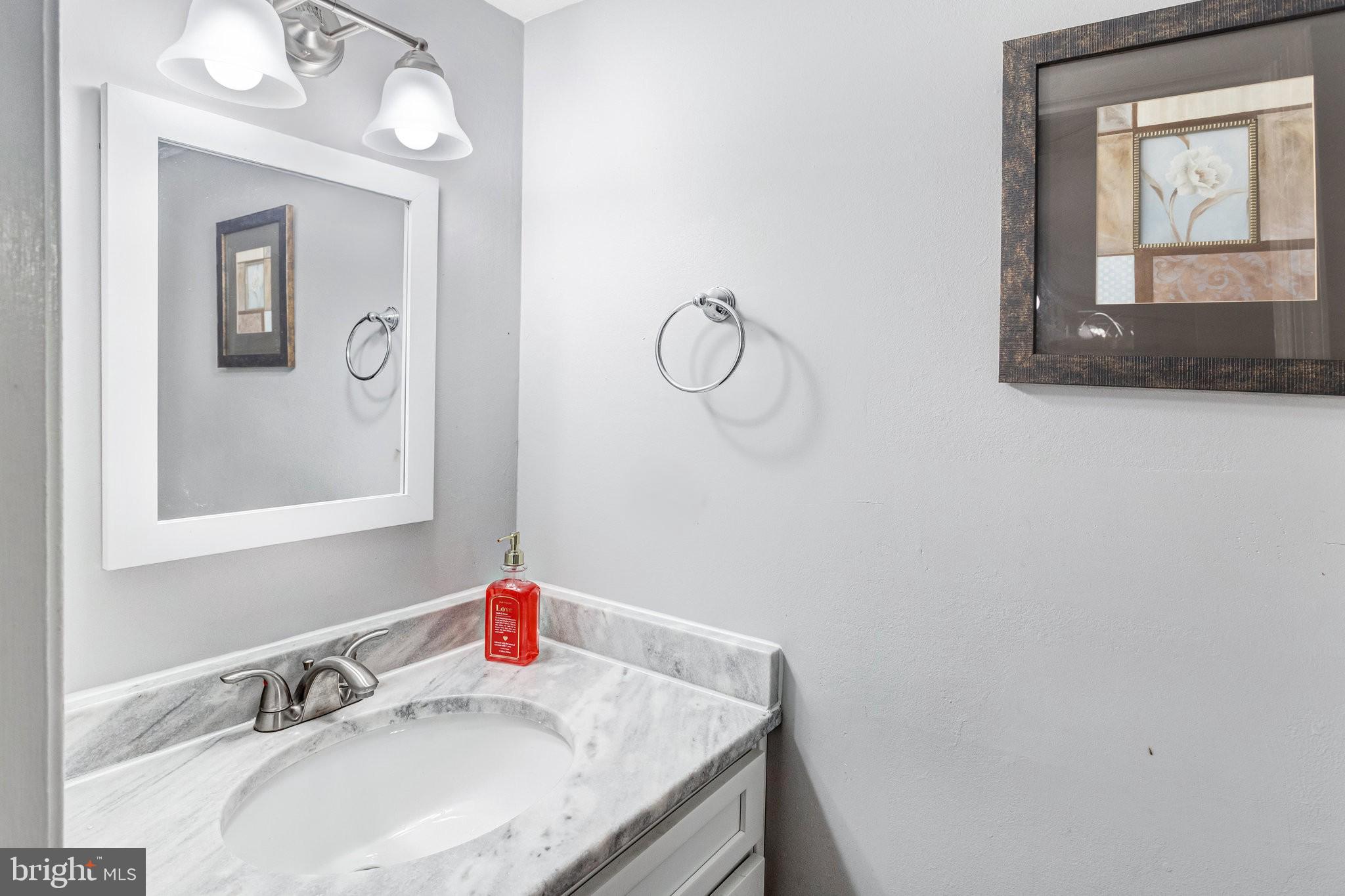 RIVERVIEW OVERLOOK - Residential