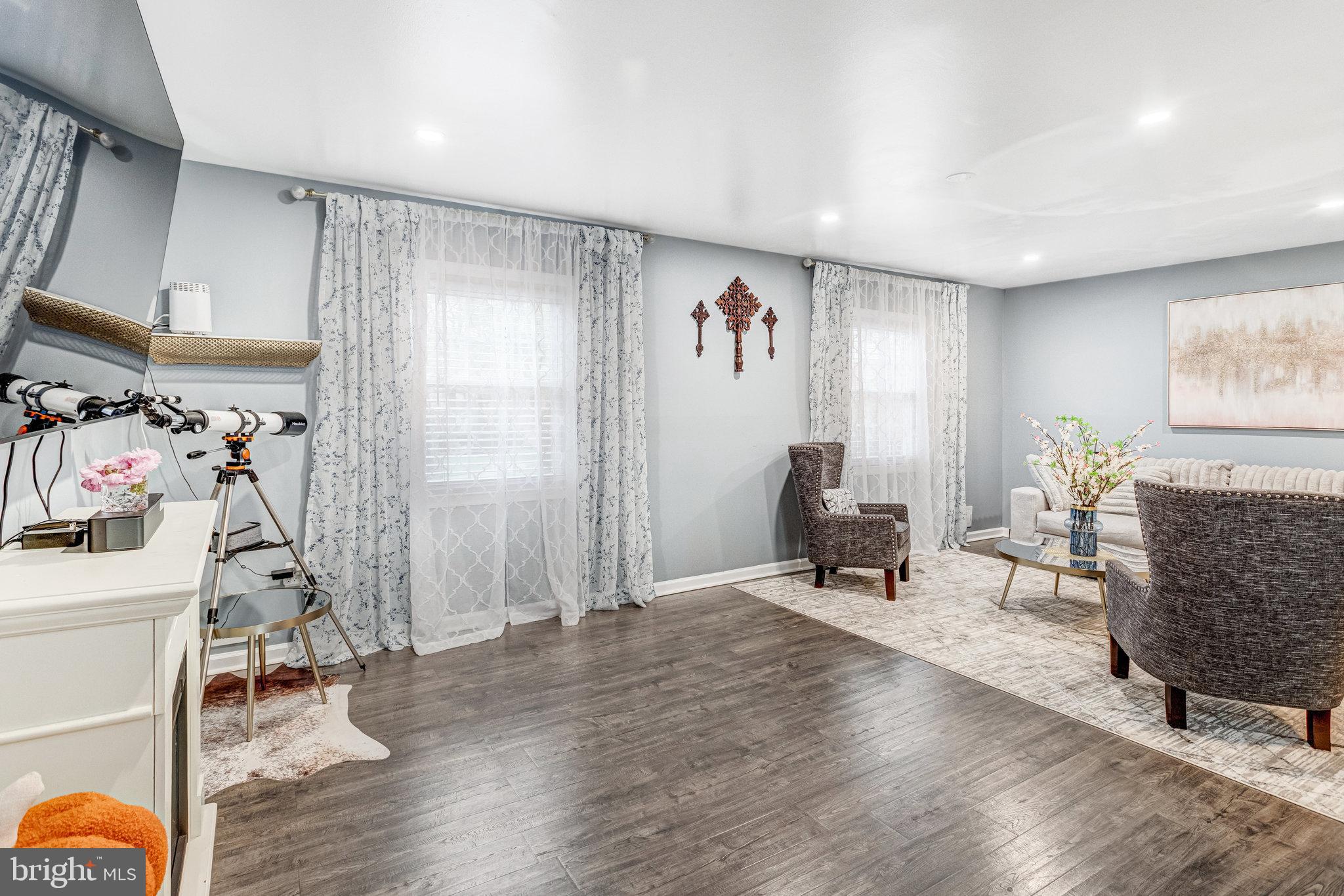 RIVERVIEW OVERLOOK - Residential