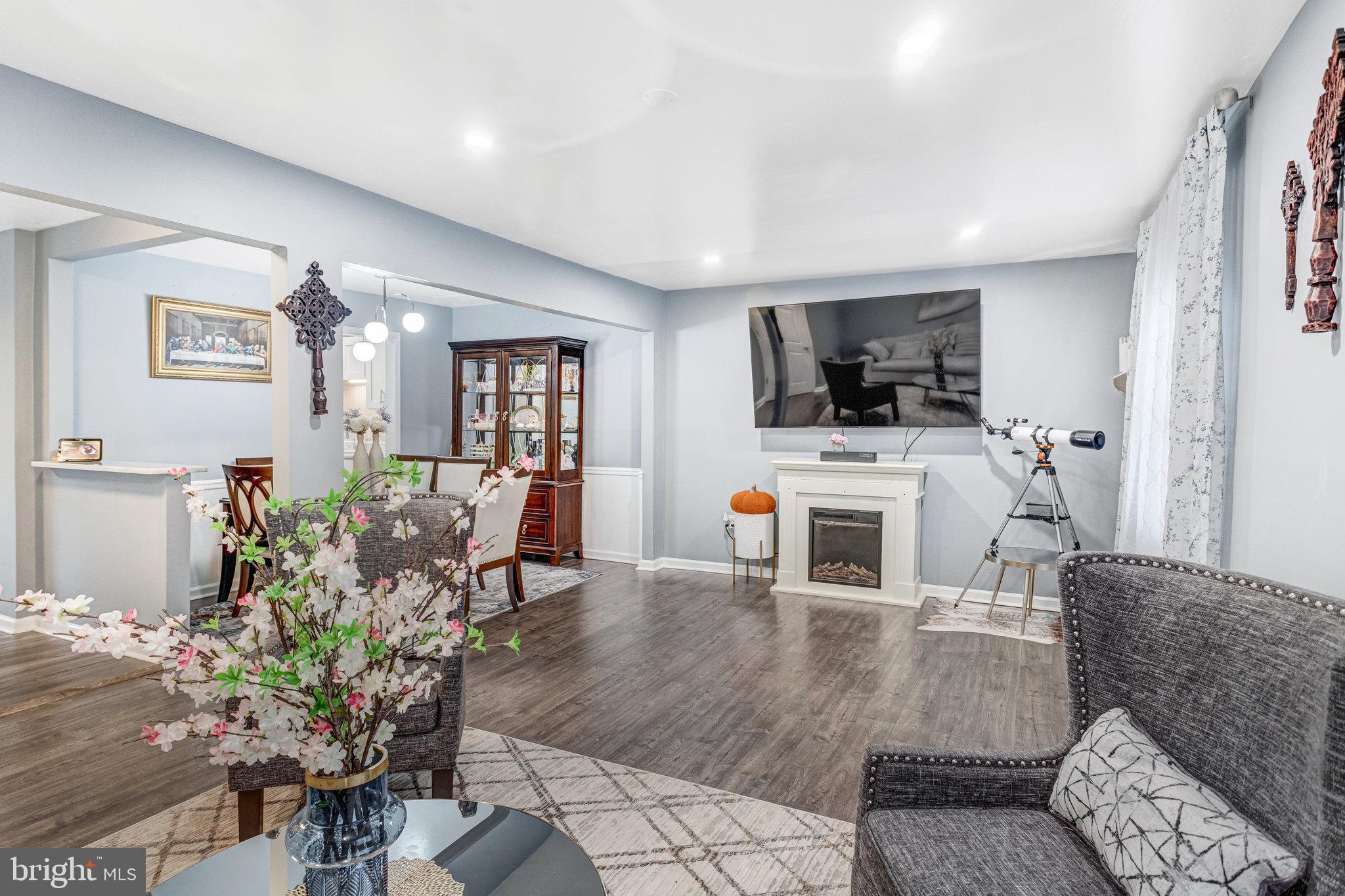 RIVERVIEW OVERLOOK - Residential