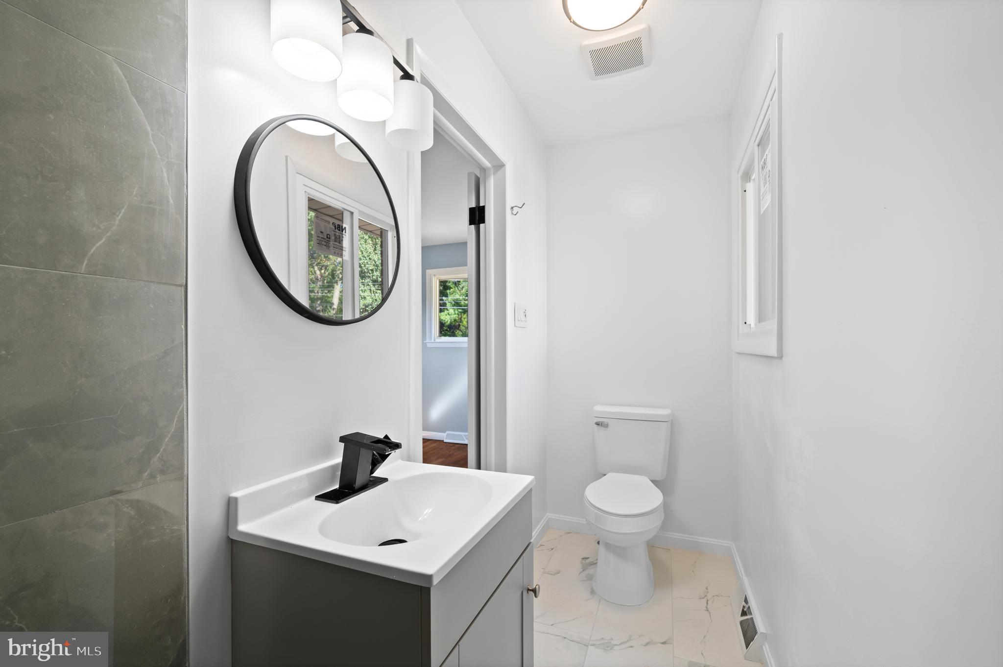 HALFWAY - Residential