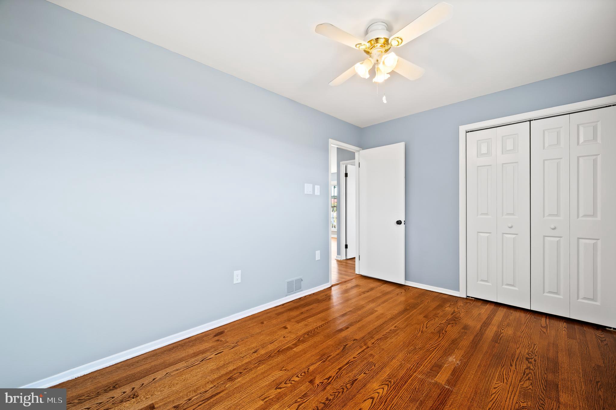 HALFWAY - Residential