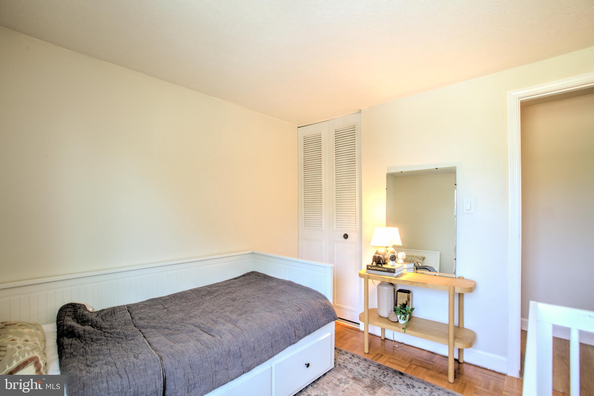 RUMSEY ISLAND - Residential