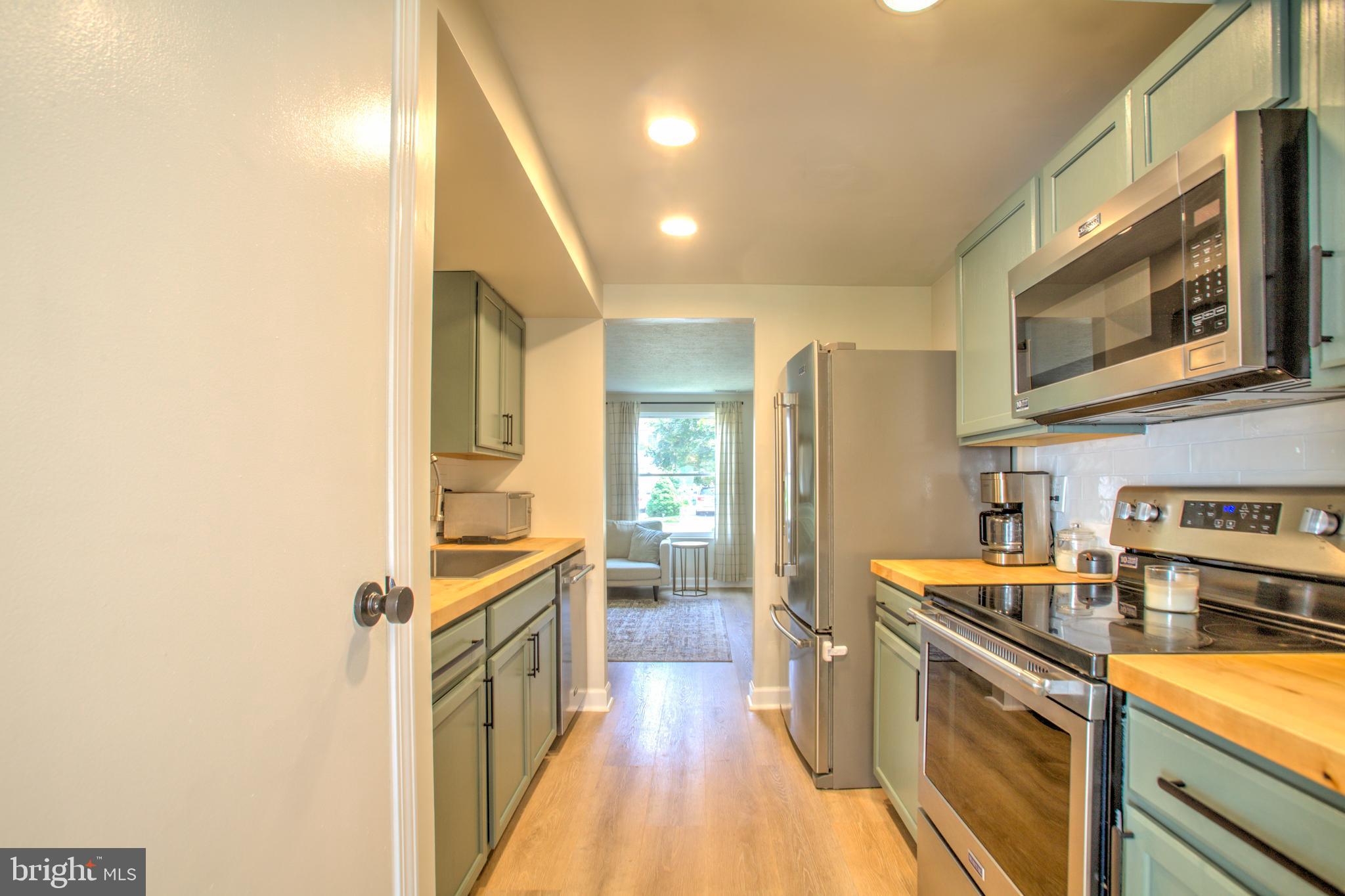 RUMSEY ISLAND - Residential