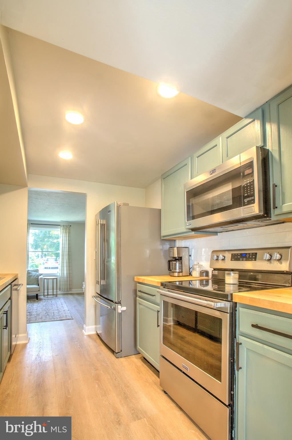 RUMSEY ISLAND - Residential