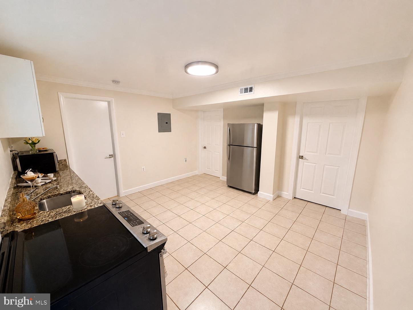 110 OAK VIEW DRIVE SE