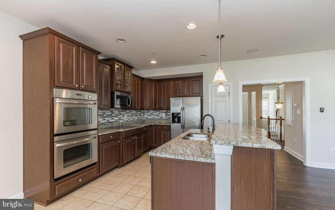 3612 SPRING HOLLOW LANE