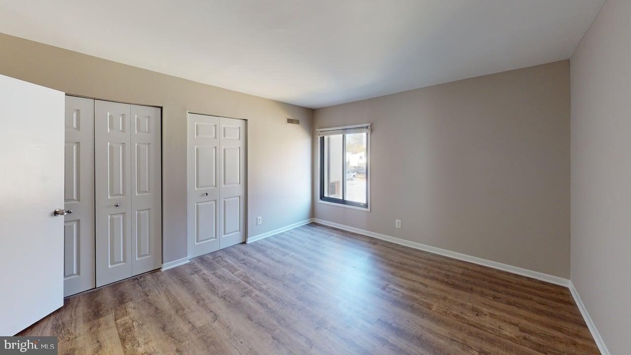 TREETOP CONDO - Residential