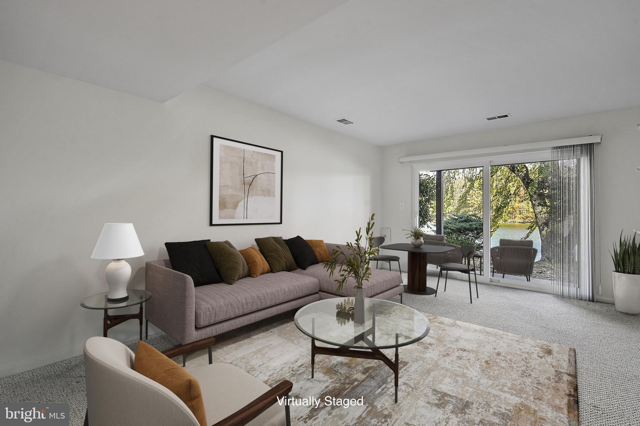 LAKEWINDS - Residential Lease