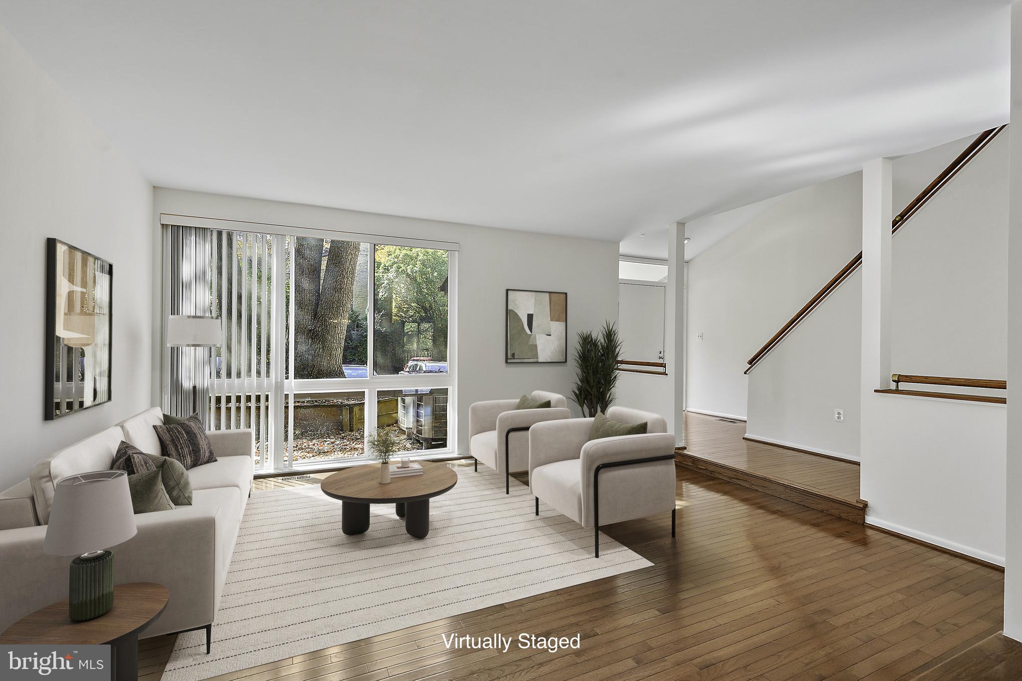 LAKEWINDS - Residential Lease