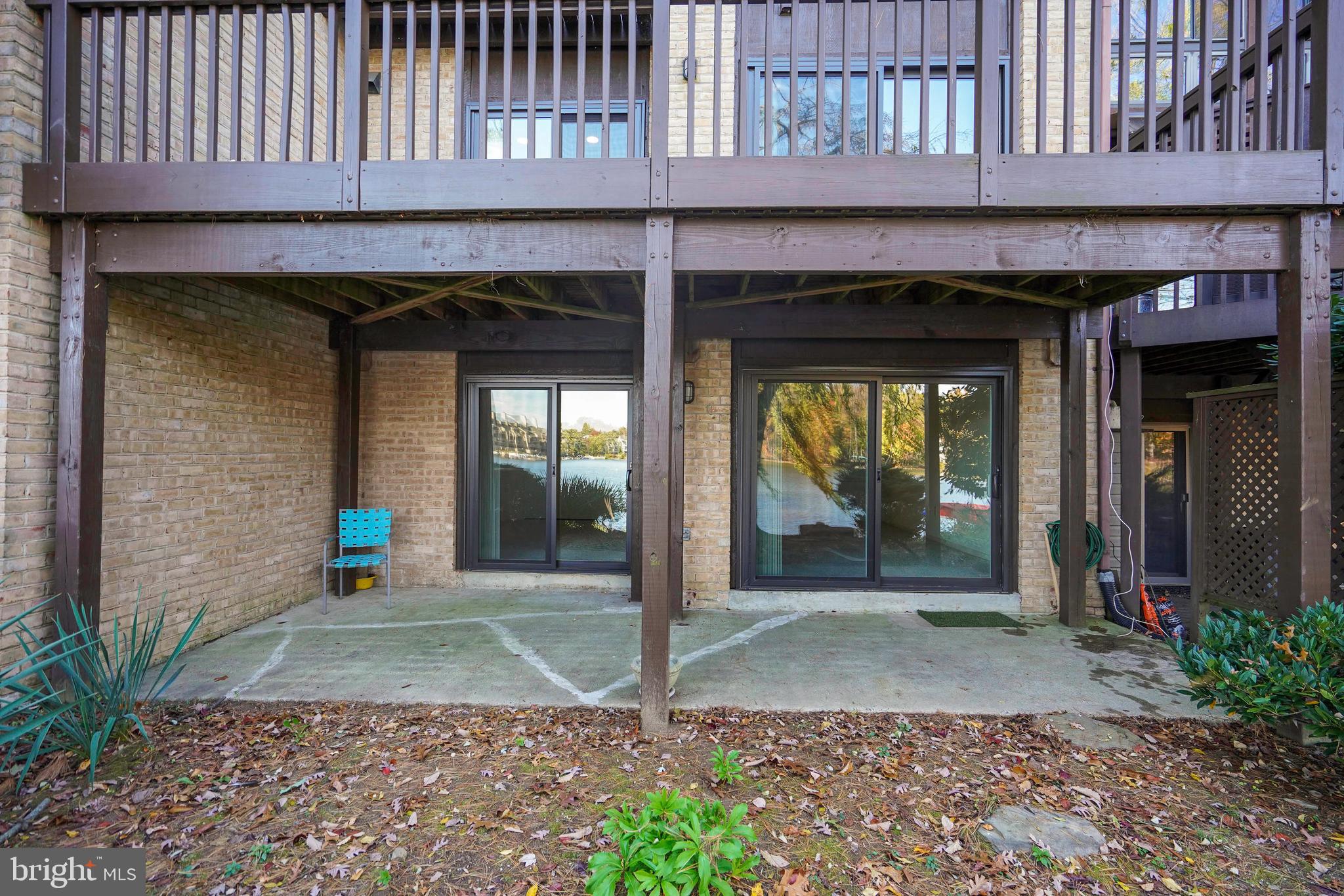 LAKEWINDS - Residential Lease