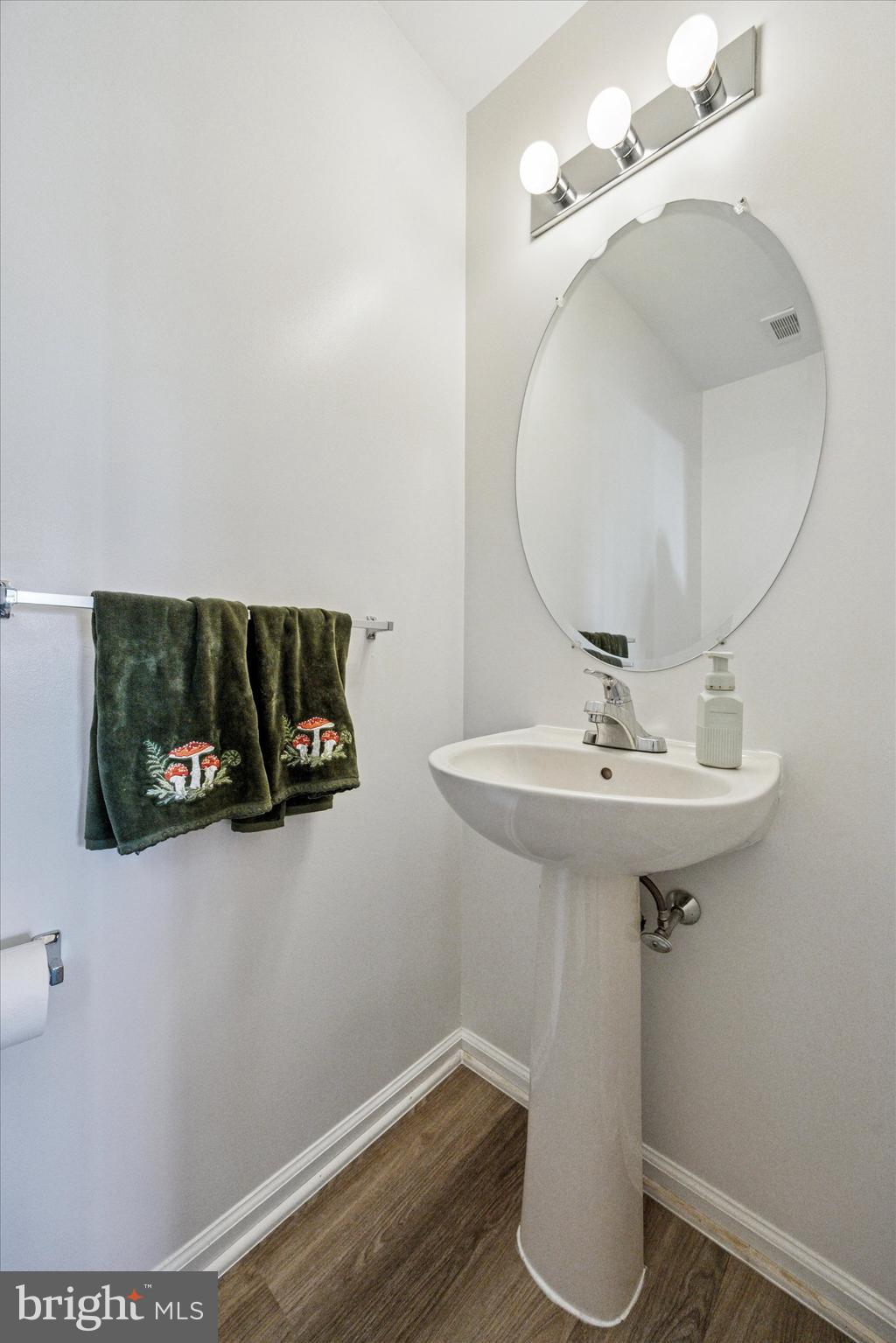 FORREST VIEW - Residential