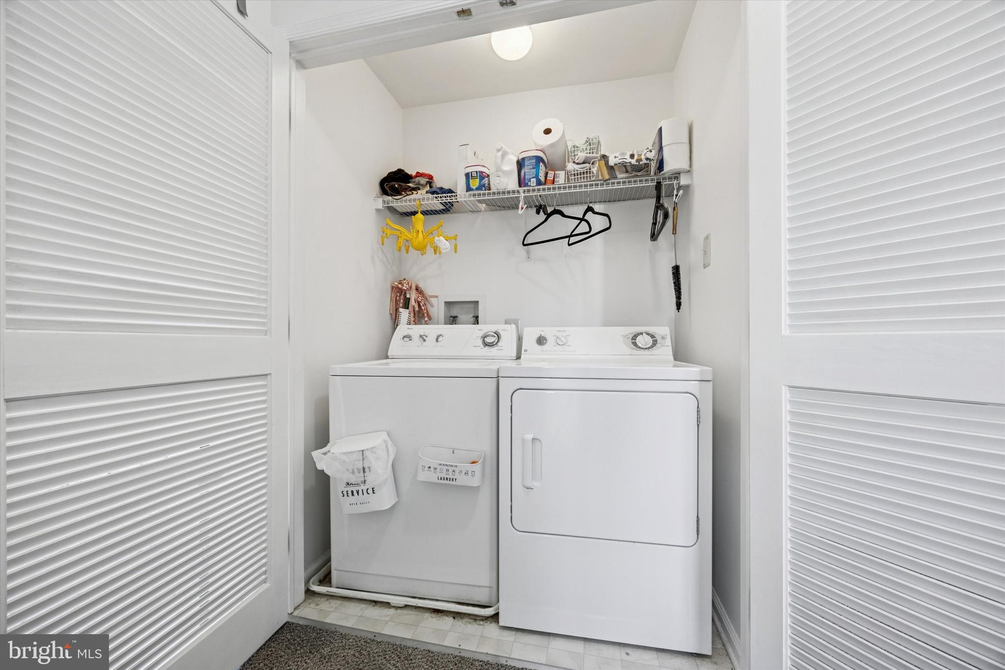 FORREST VIEW - Residential