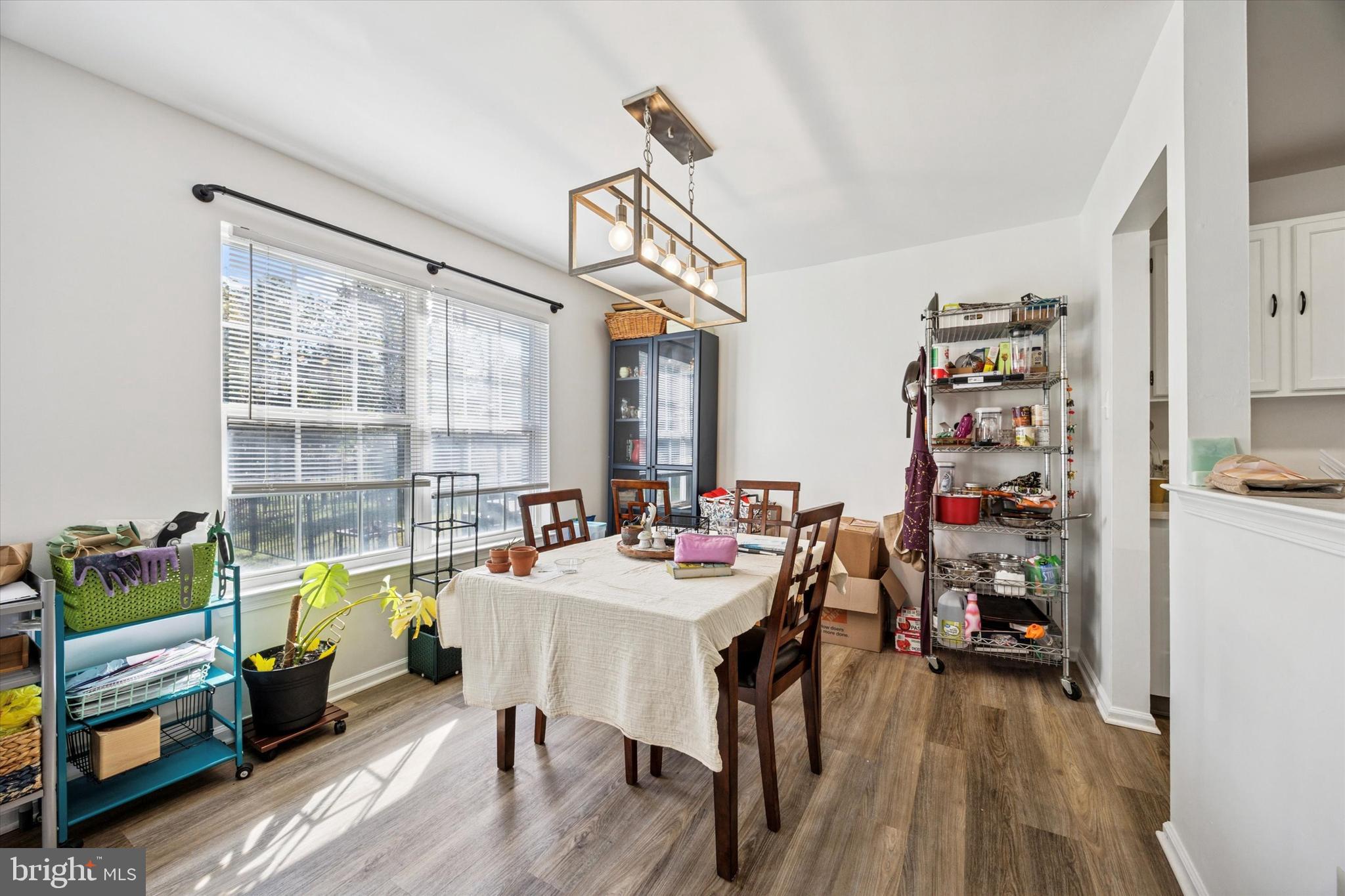 FORREST VIEW - Residential