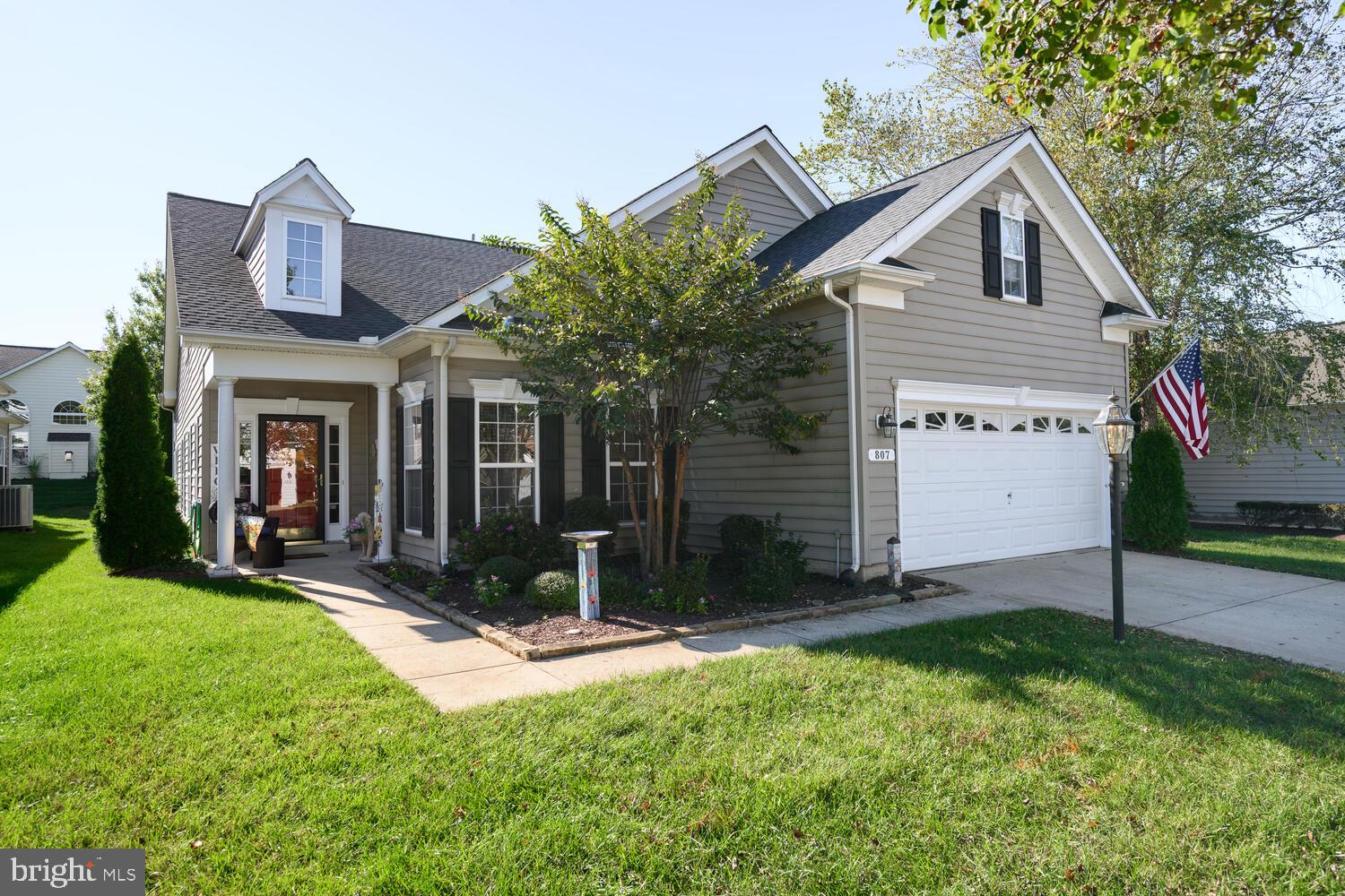 SYMPHONY VILLAGE AT CENTREVILLE - Residential