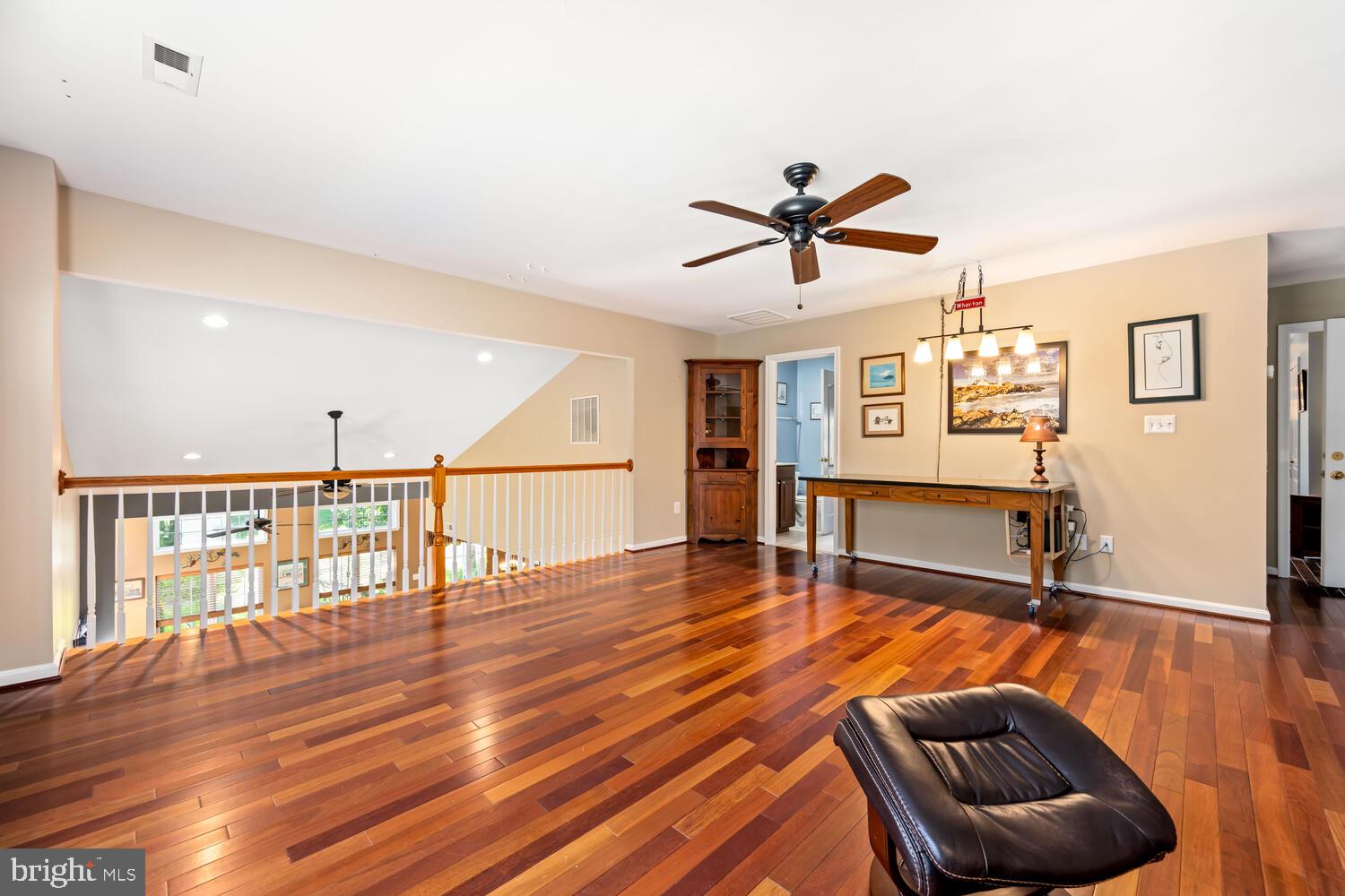 SYMPHONY VILLAGE AT CENTREVILLE - Residential