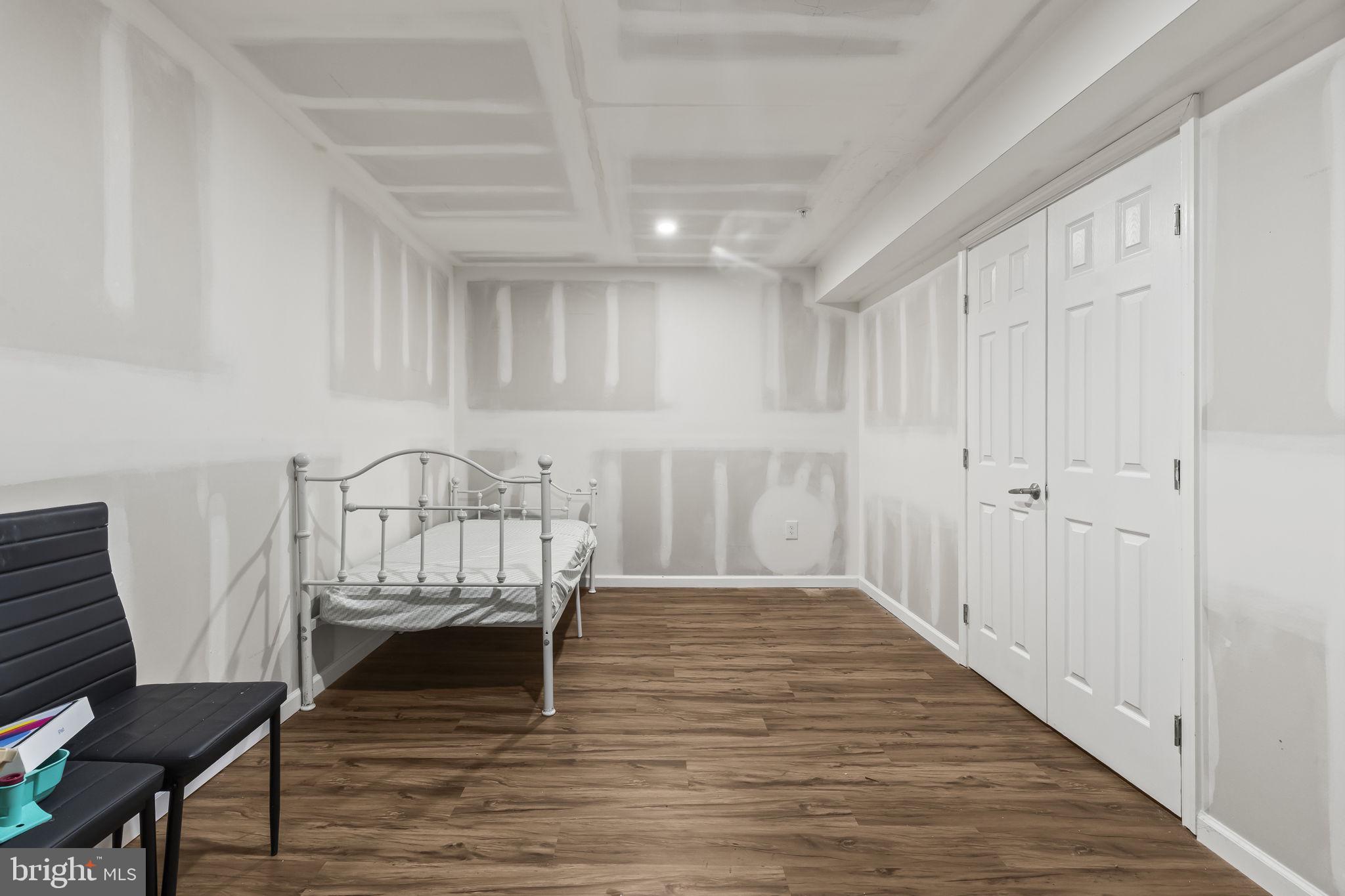 WORTHINGTON SUB - Residential