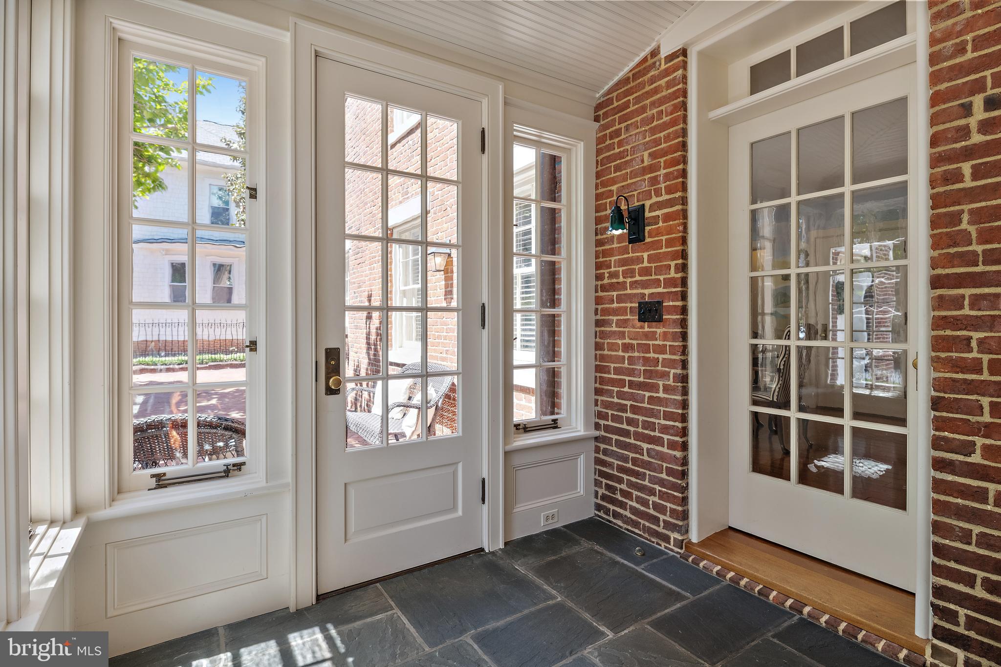 ANNAPOLIS - Residential