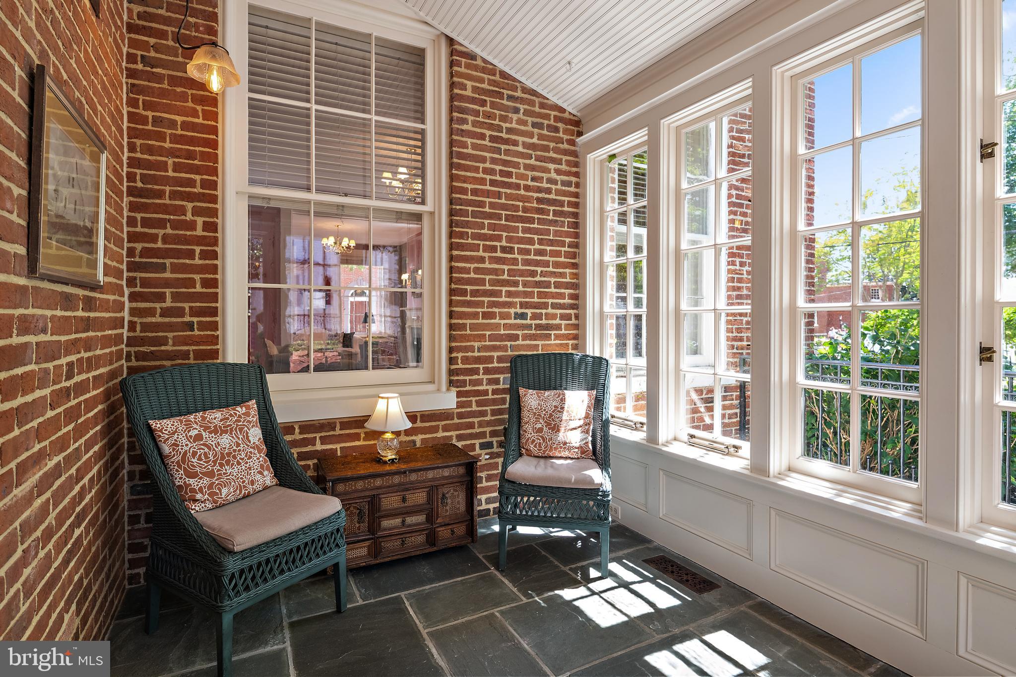 ANNAPOLIS - Residential