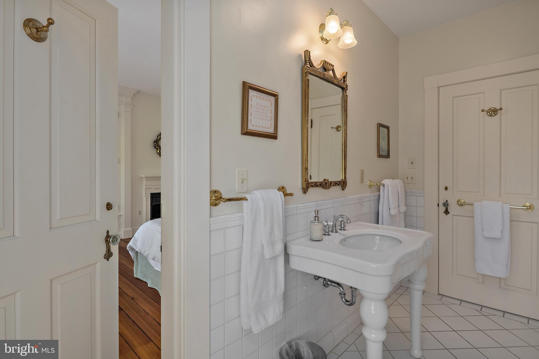 ANNAPOLIS - Residential