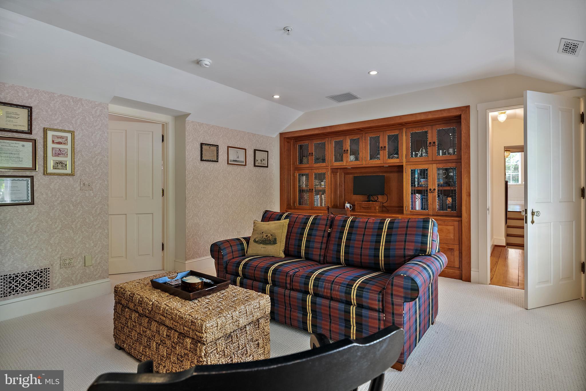 ANNAPOLIS - Residential