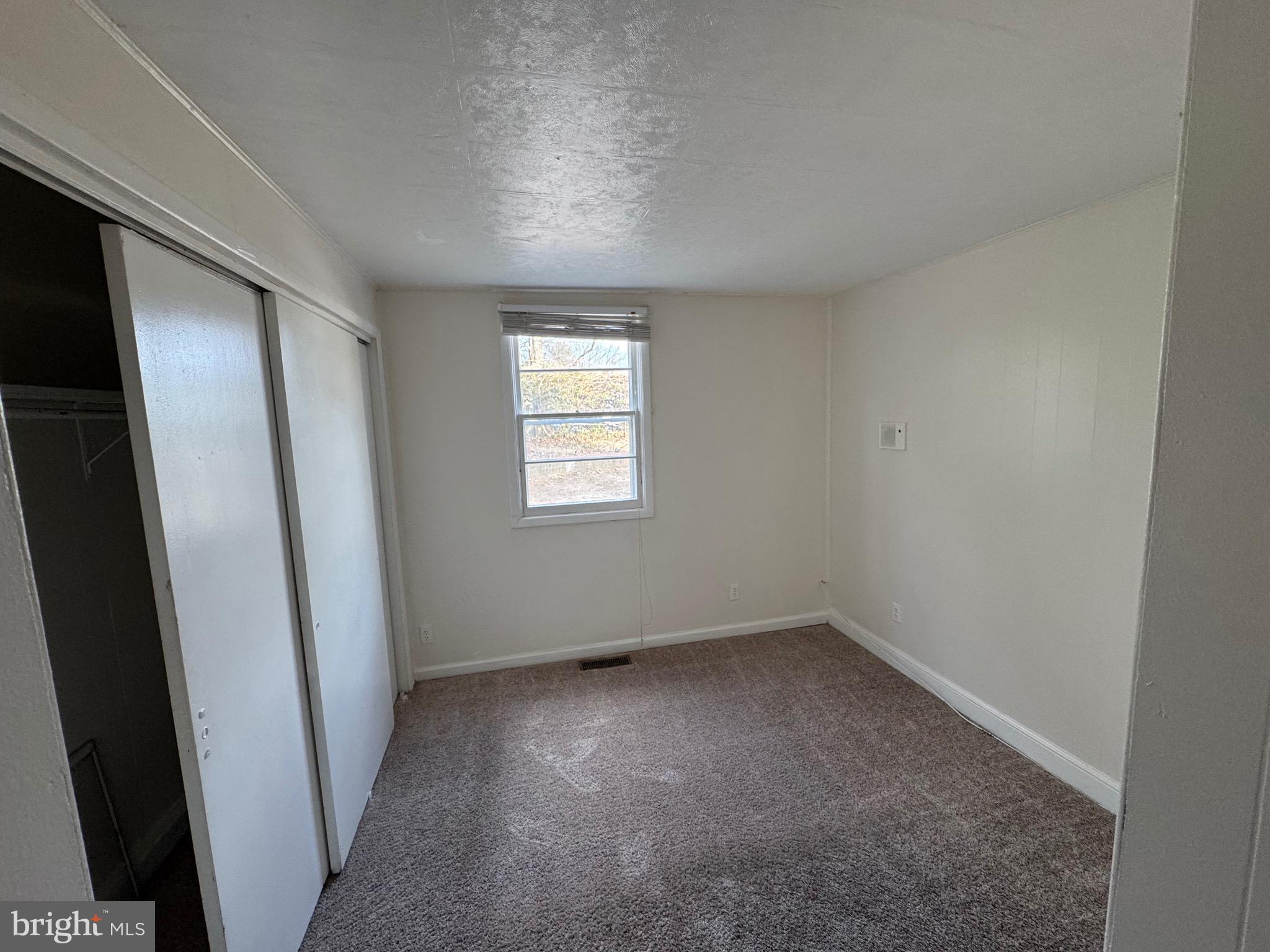 WASHINGTON SUBURBAN HOME - Residential