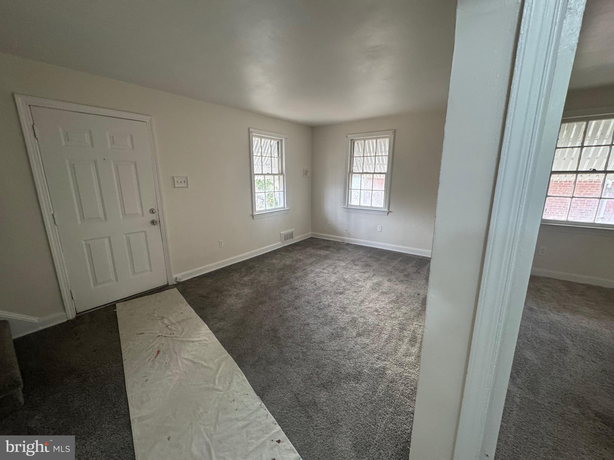 WASHINGTON SUBURBAN HOME - Residential