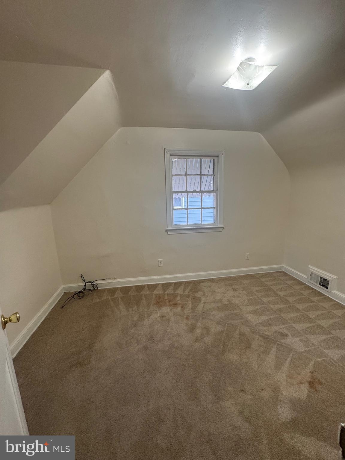 WASHINGTON SUBURBAN HOME - Residential