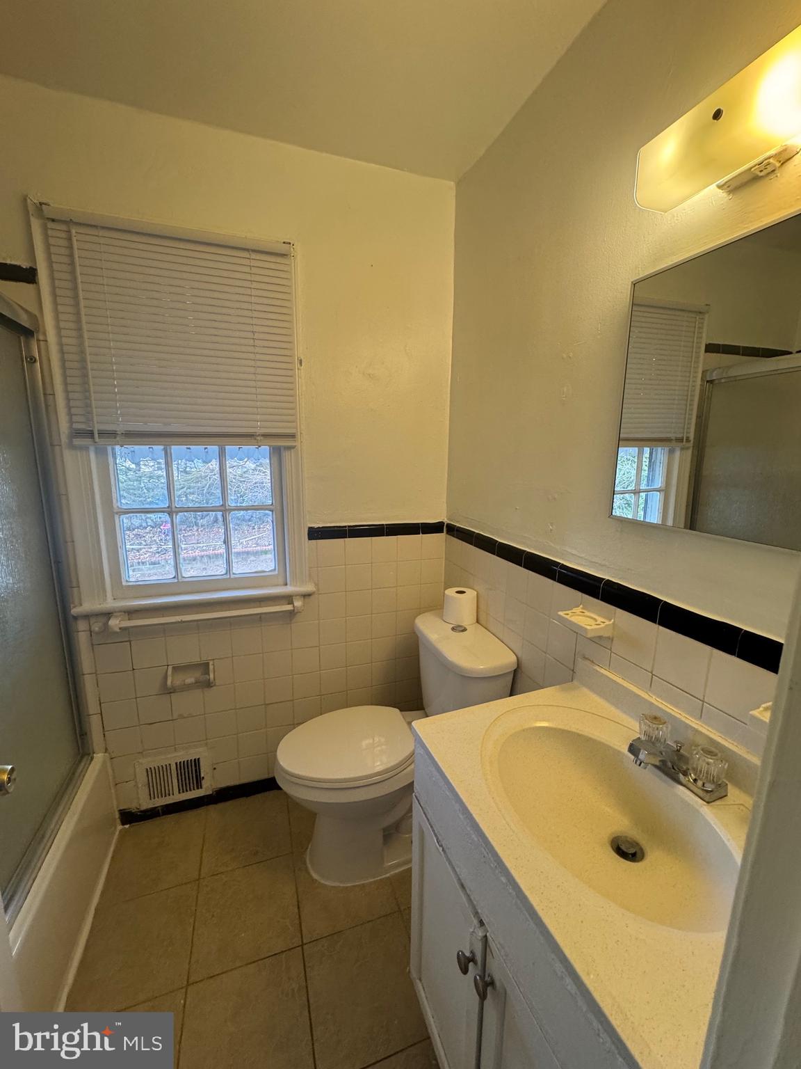 WASHINGTON SUBURBAN HOME - Residential