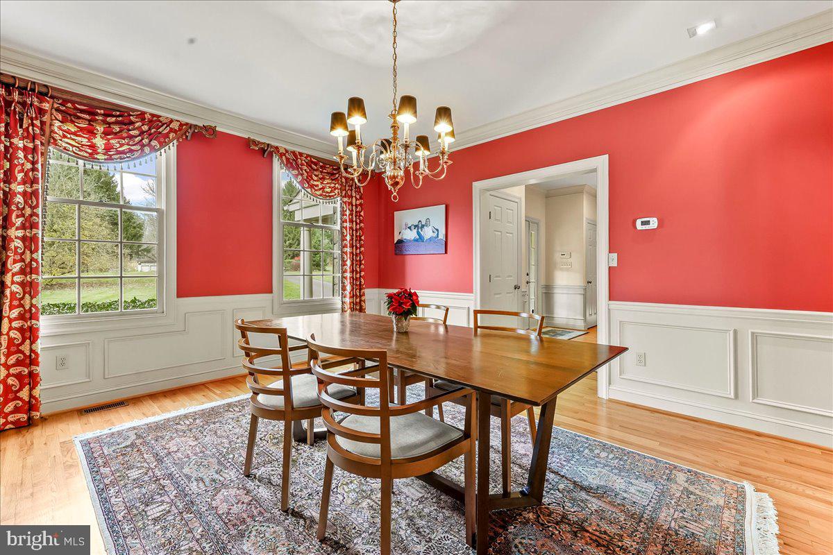 ROUNDELAY - Residential