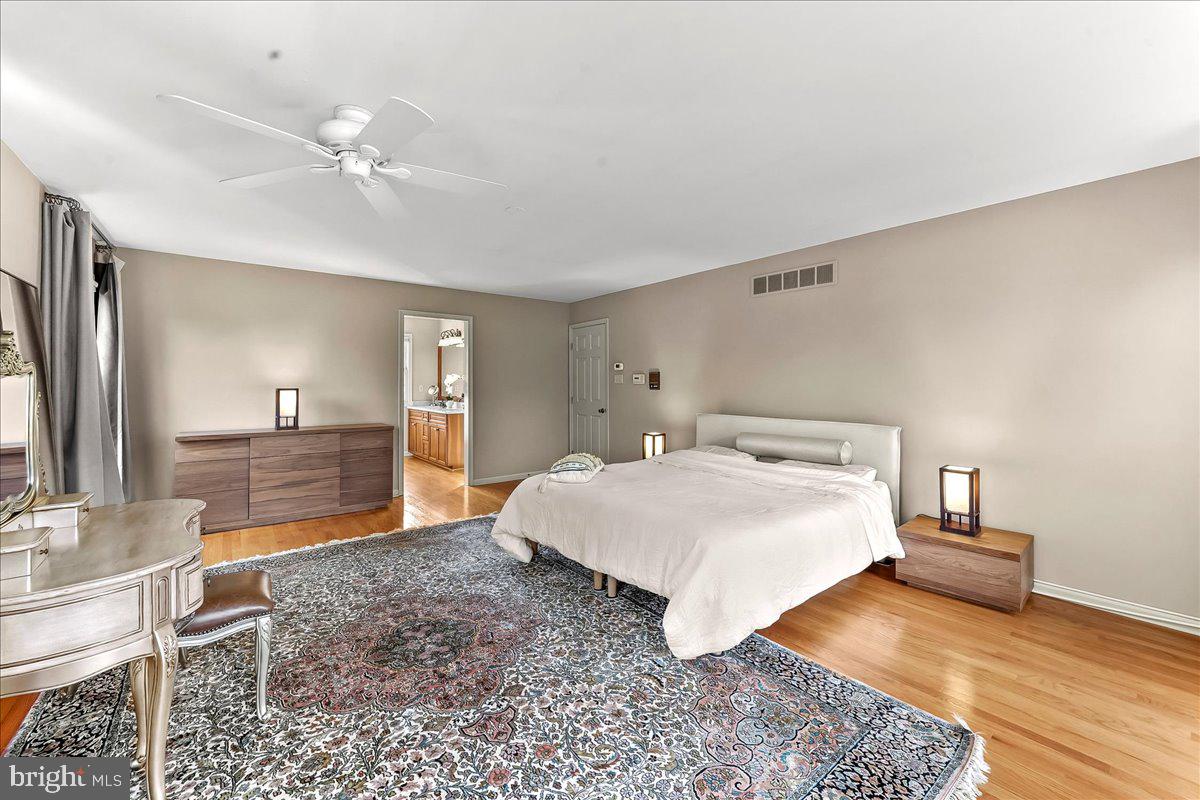 ROUNDELAY - Residential