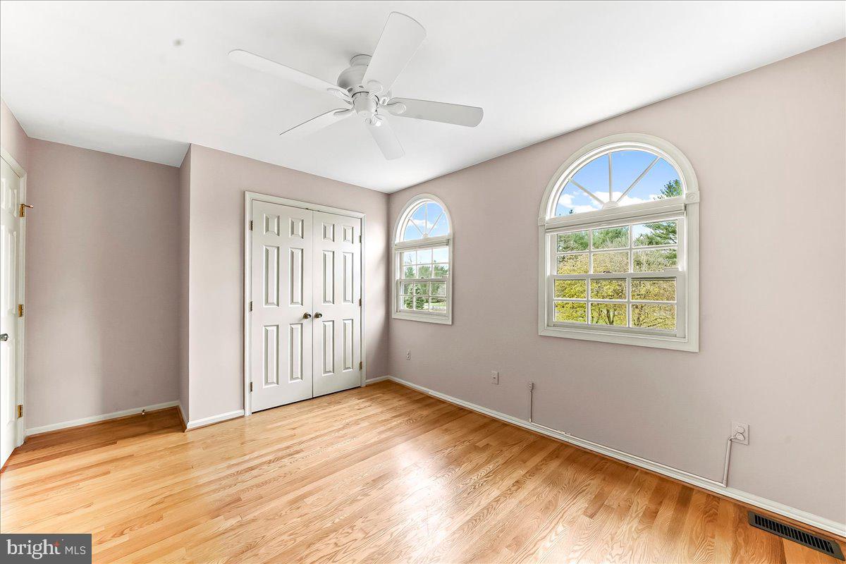 ROUNDELAY - Residential