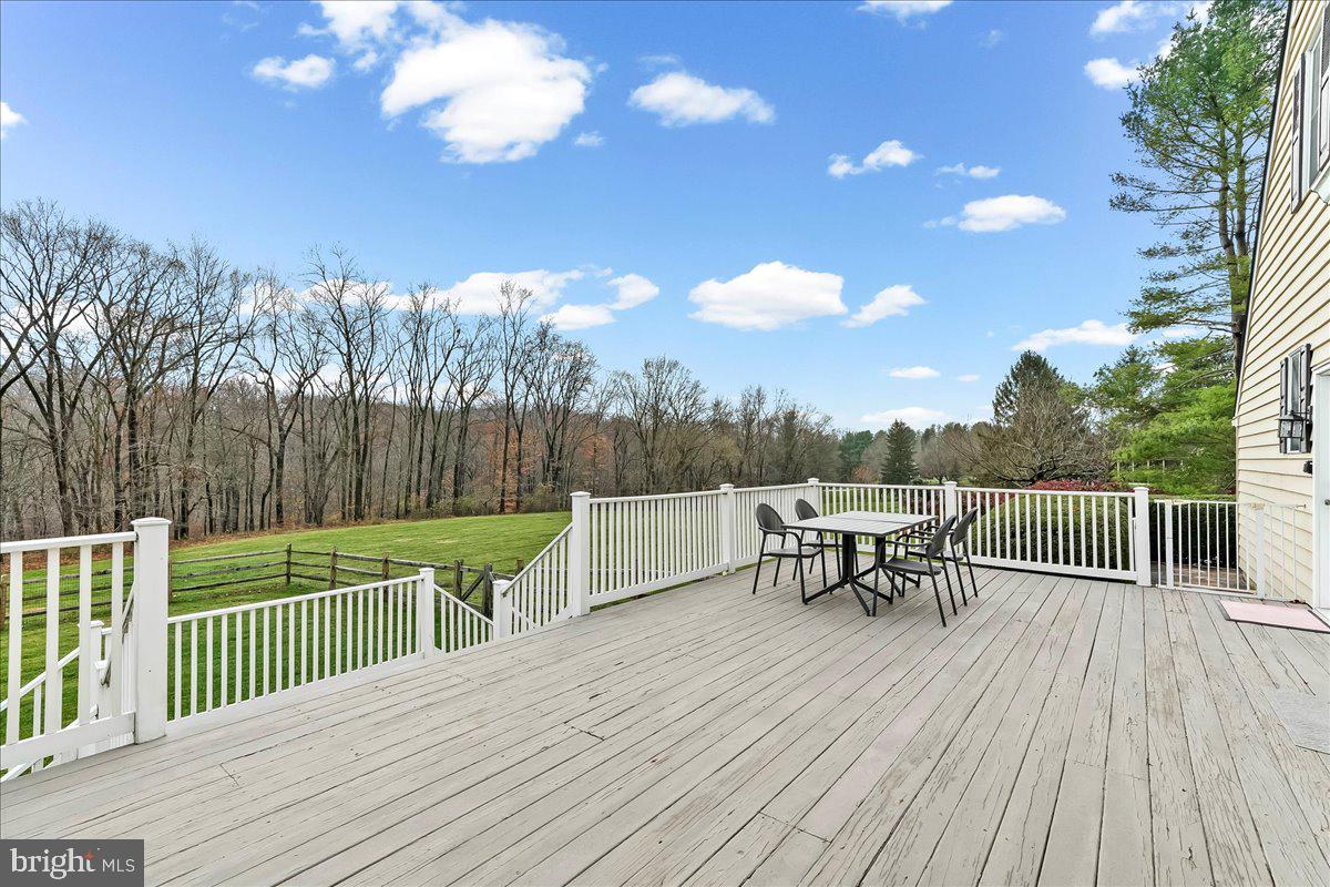 ROUNDELAY - Residential