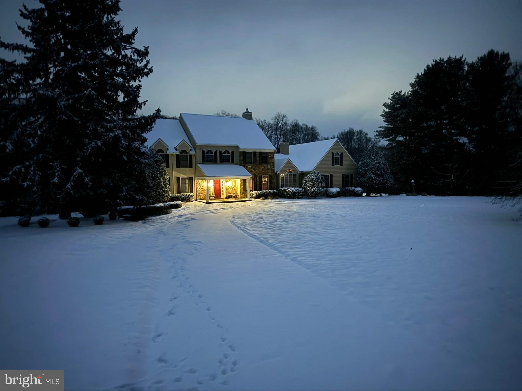 ROUNDELAY - Residential