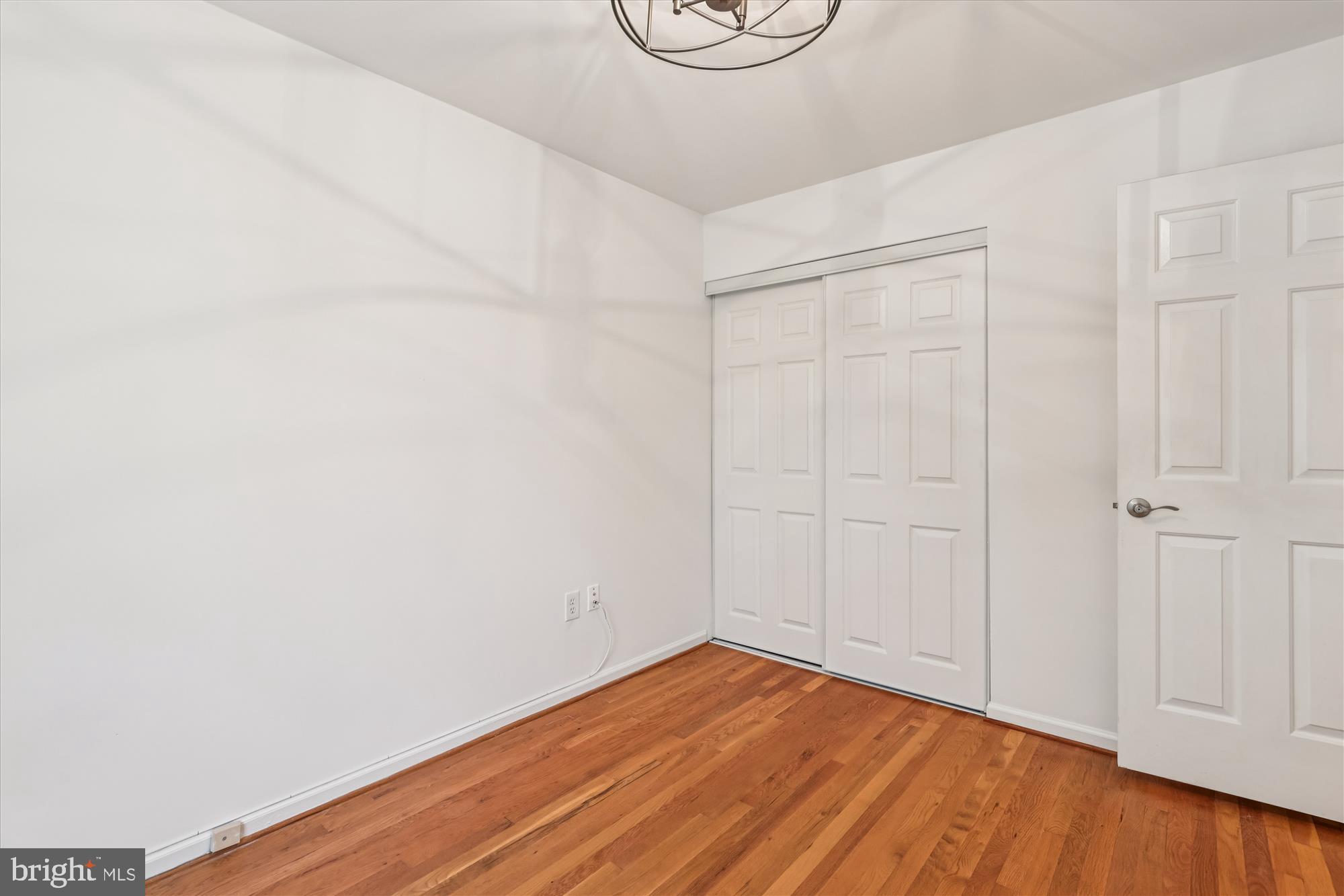 QUEENS GATE - Residential