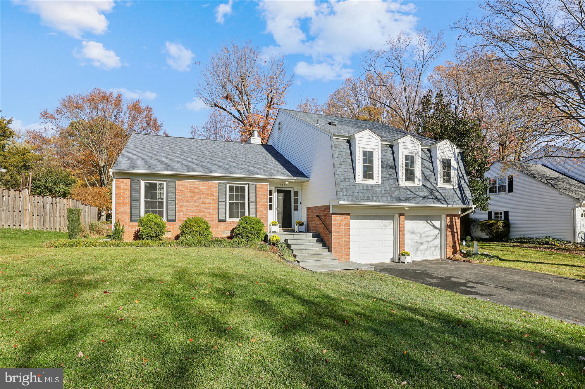 5090 QUEENS WOOD DRIVE