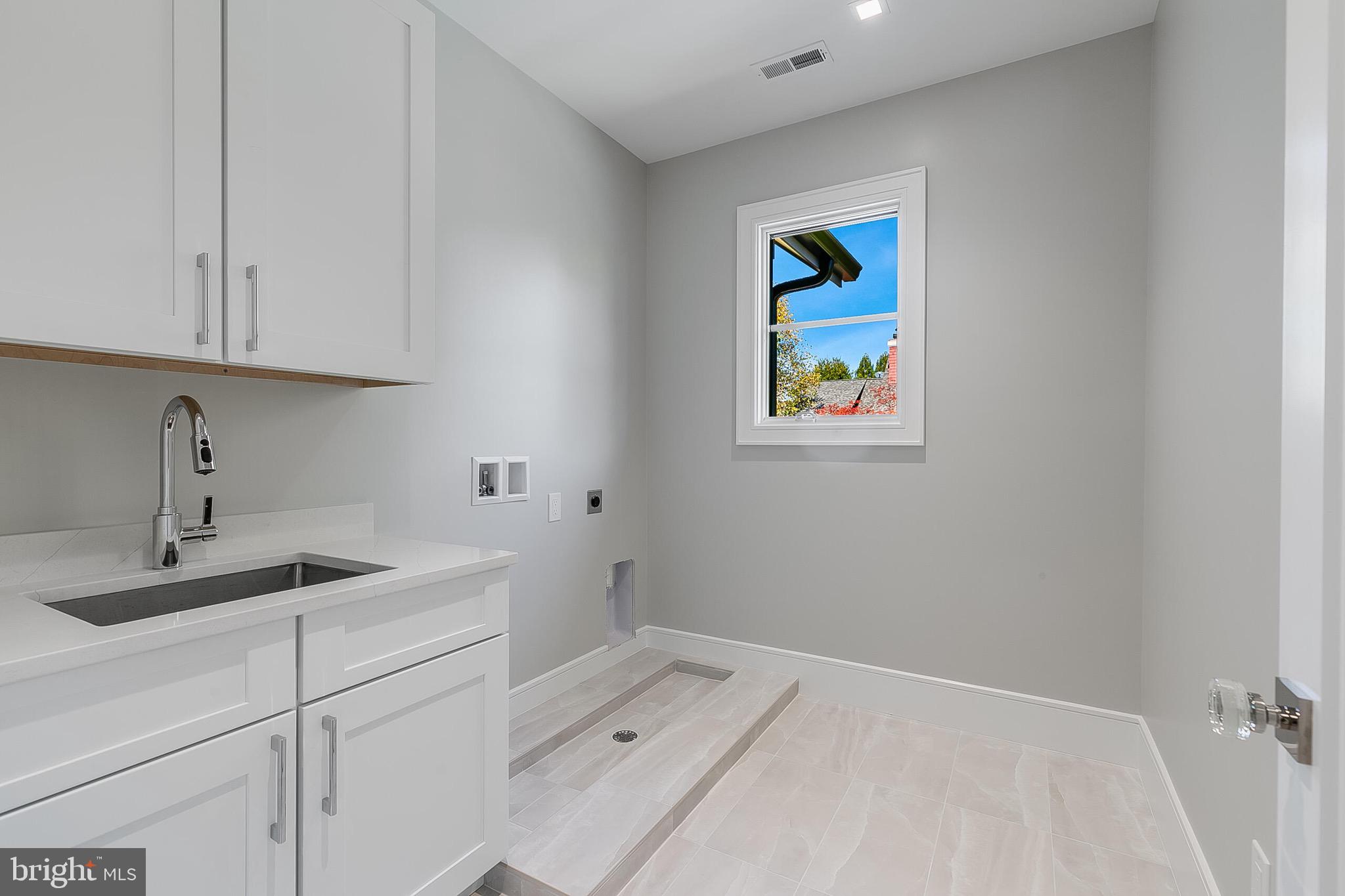 CHERRYDALE - Residential