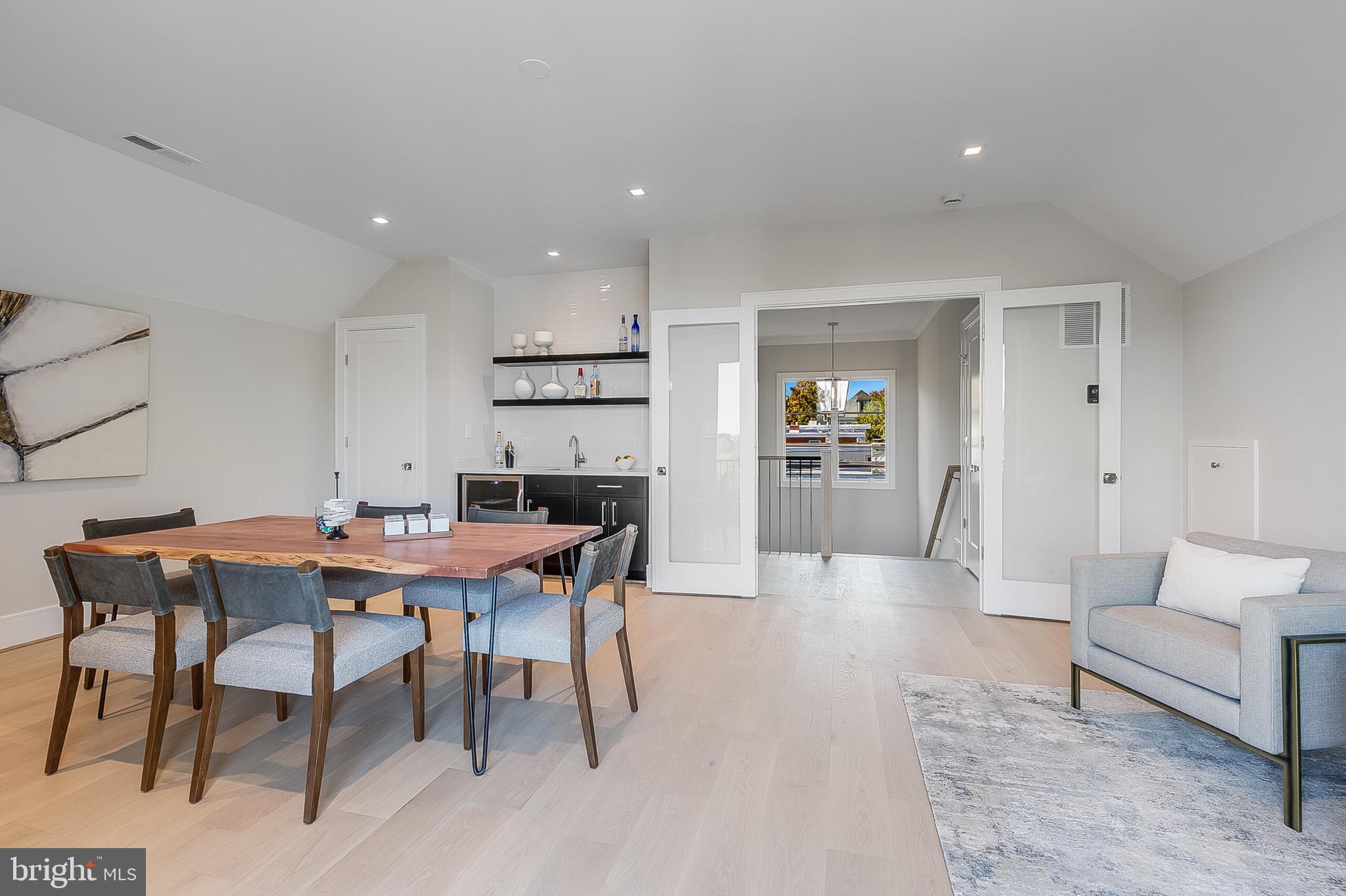 CHERRYDALE - Residential