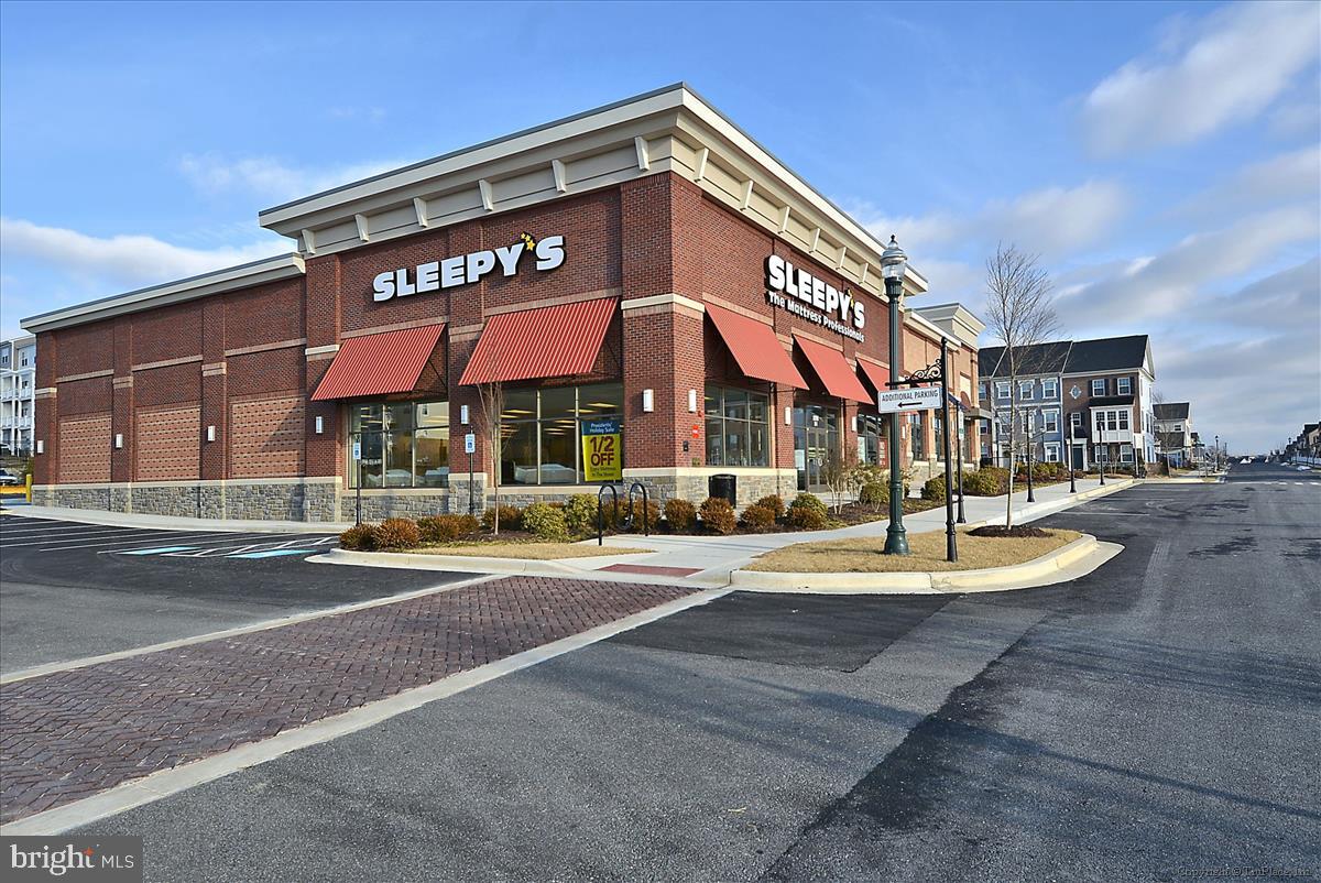 GREENWAY VILLAGE - Residential Lease