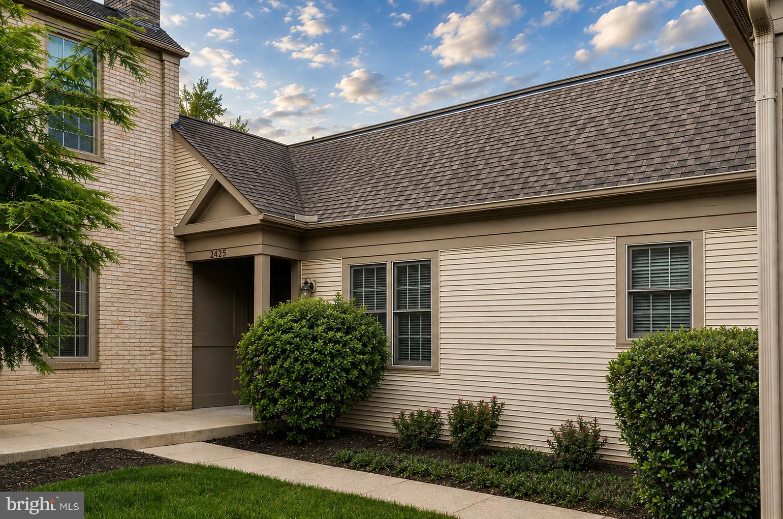 2425 BEAR DEN ROAD