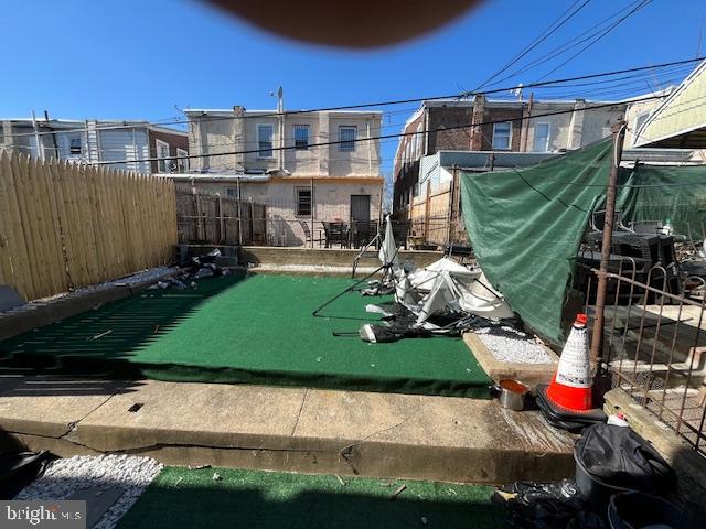 FRANKFORD - Residential Income