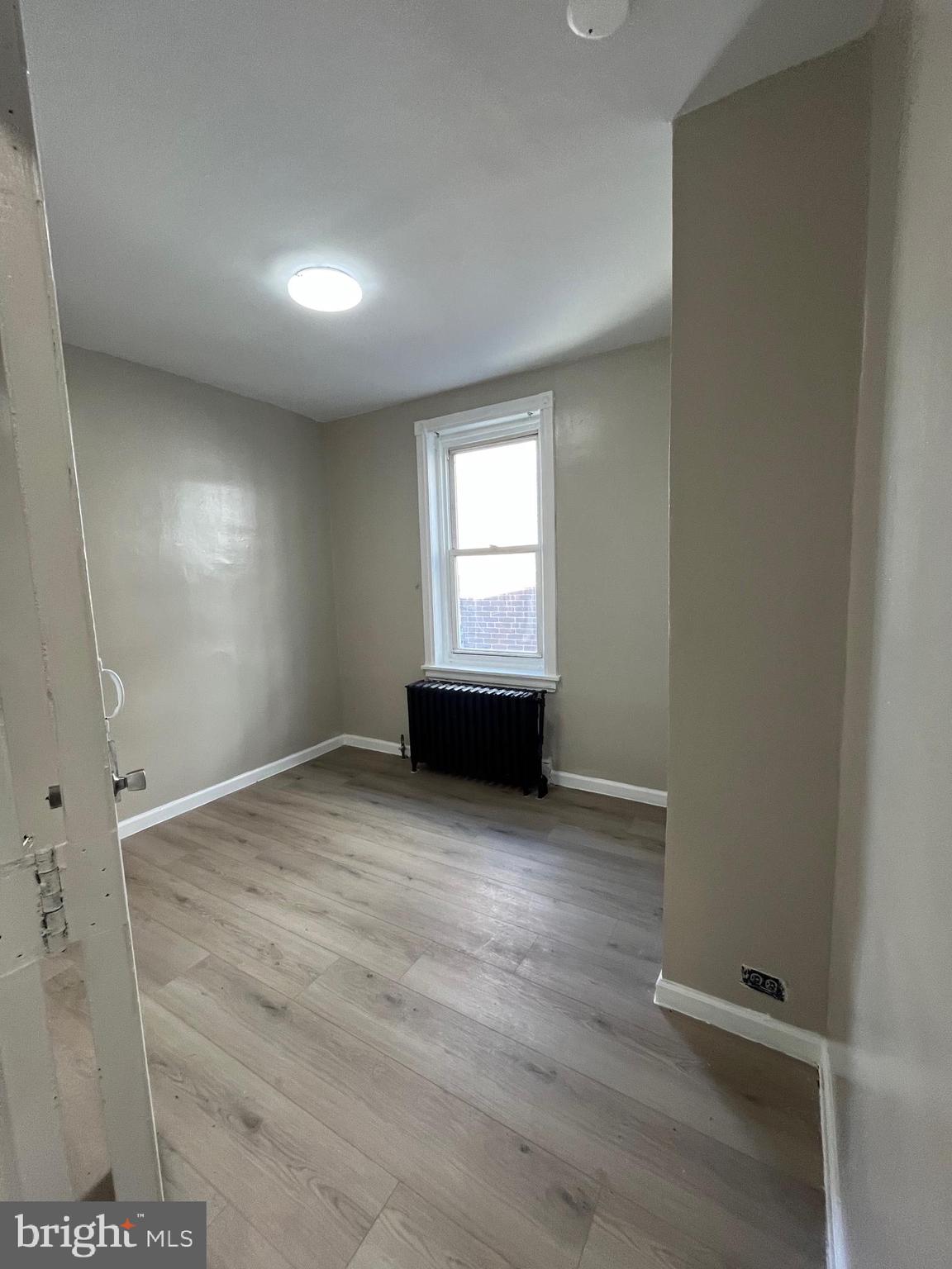 FRANKFORD - Residential Income