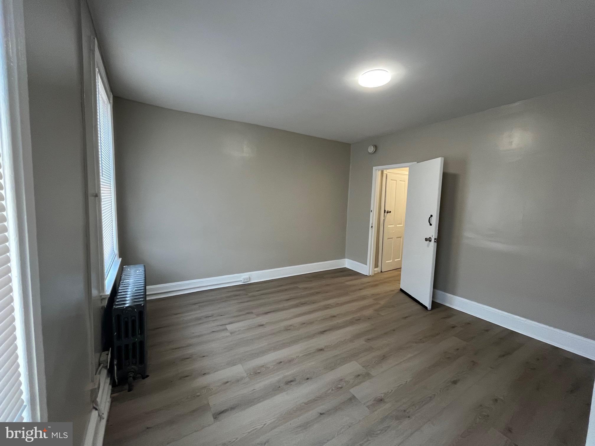 FRANKFORD - Residential Income