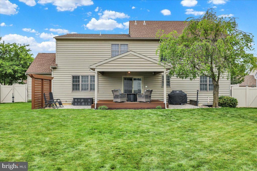 Photo of 852 Christine Lane, LANCASTER, PA 17601 (MLS # PALA2087460)