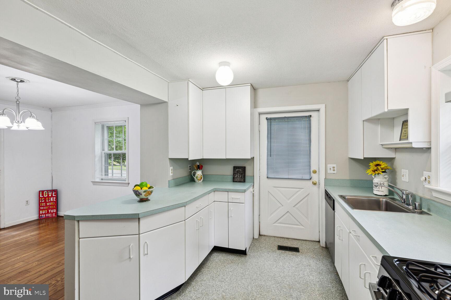 KING CHARLES COMMONS - Residential