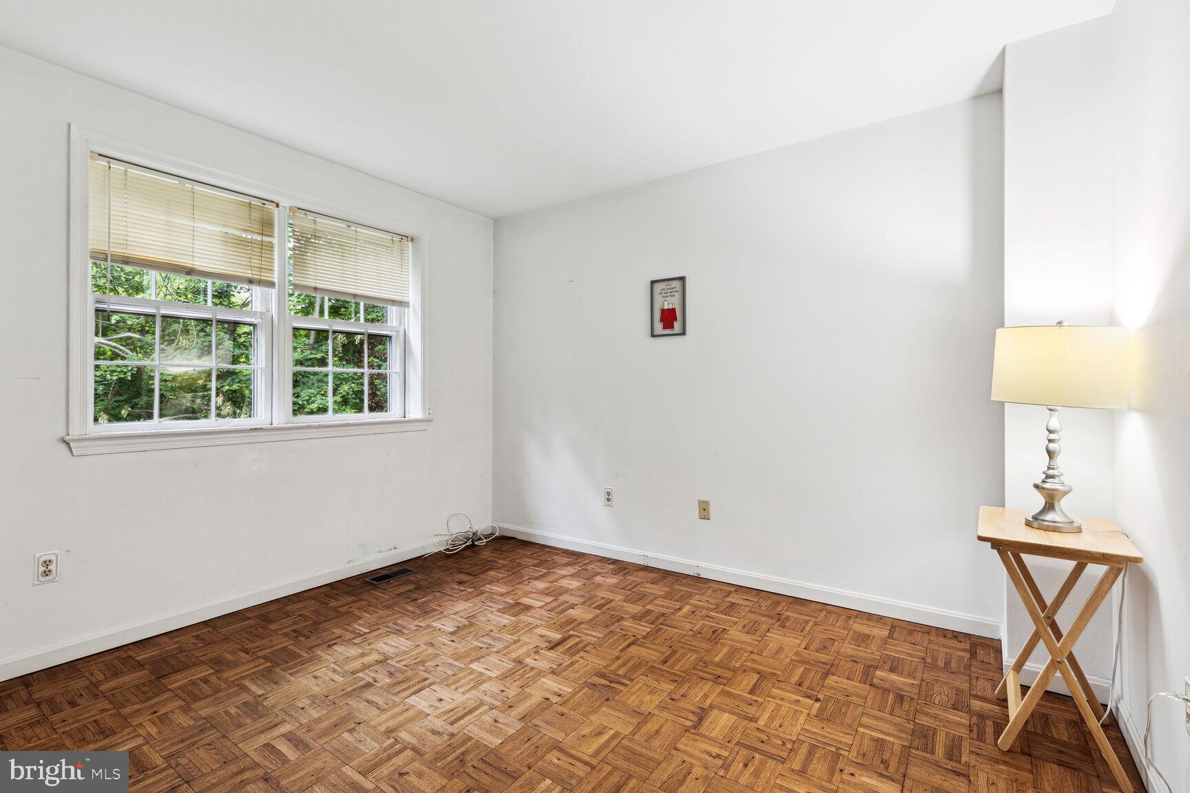 KING CHARLES COMMONS - Residential