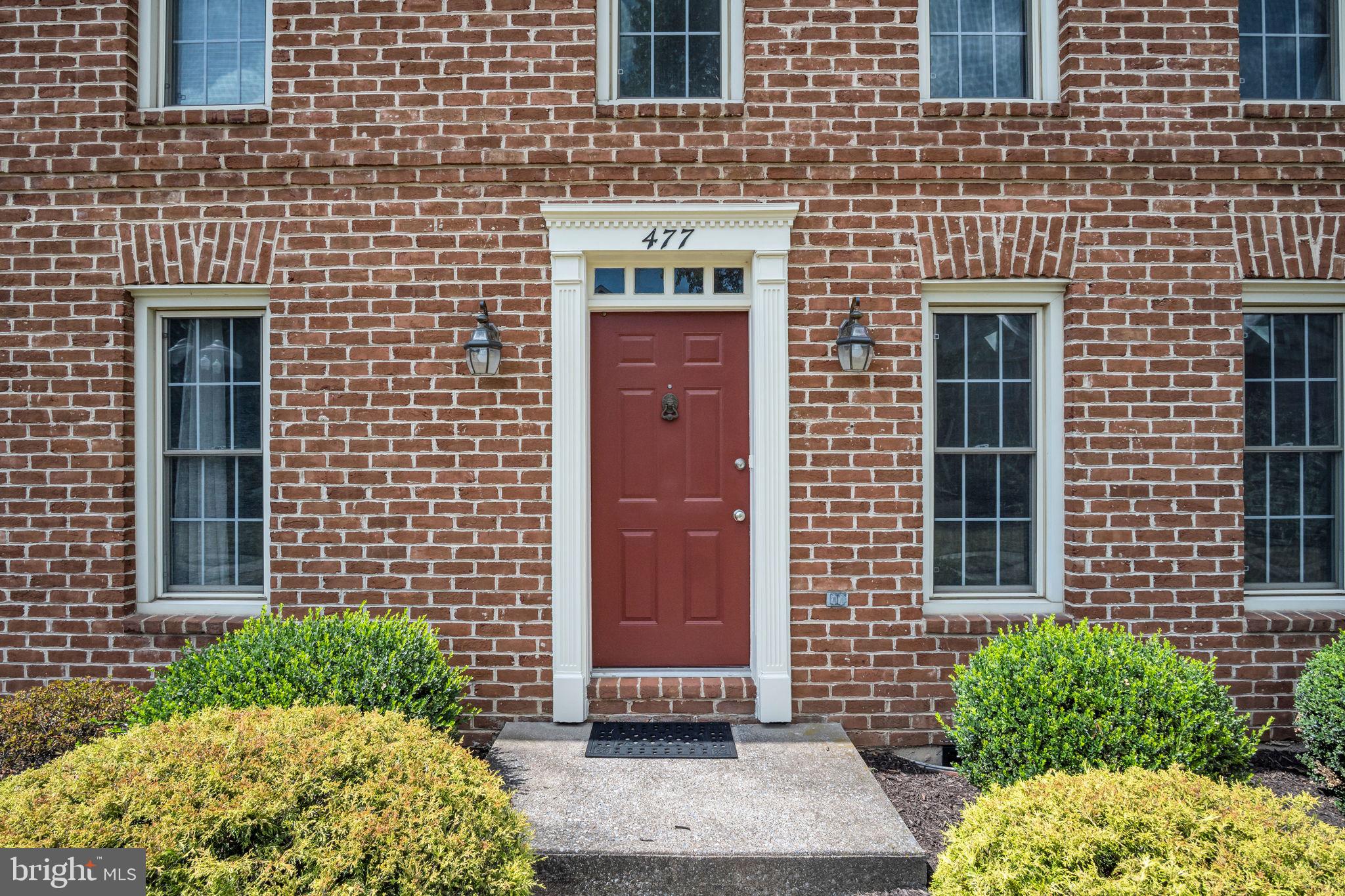 477 DELANCEY COURT